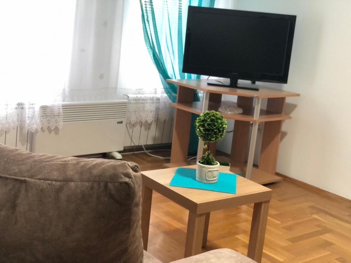 Bellavista Apartmani Стара-Пазова Экстерьер фото